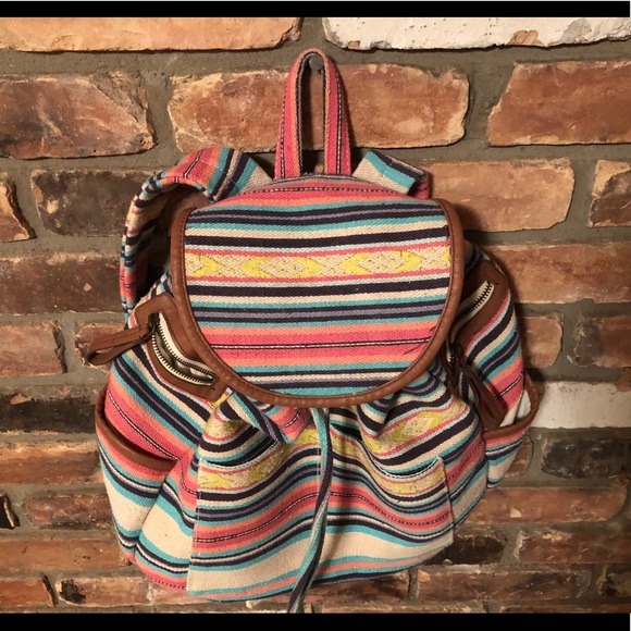 Retro Vintage-Style BackPack - Picture 7 of 10